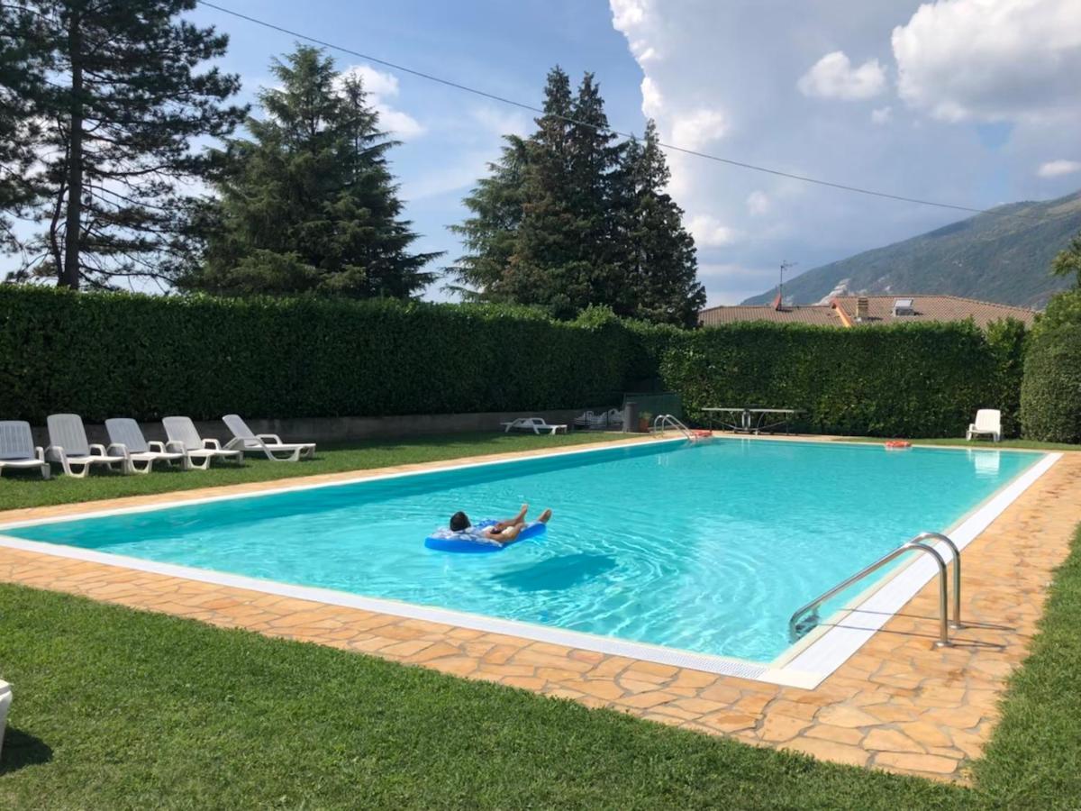 Miniloft Con Piscina Lago Di Como Lecco Galbiate Esterno foto