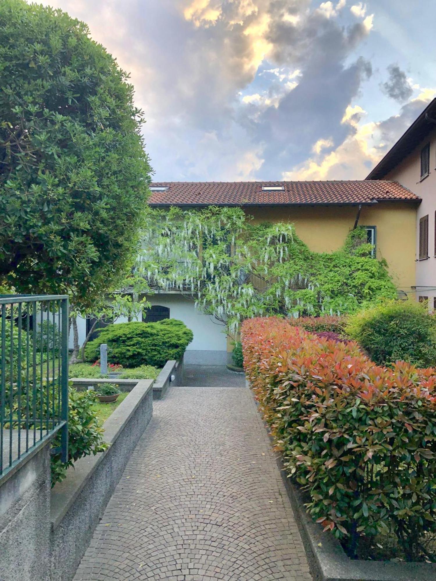 Miniloft Con Piscina Lago Di Como Lecco Galbiate Esterno foto